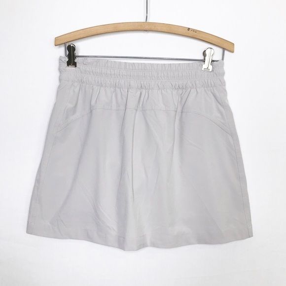 ATHLETA tan zip front Skorts - Picture 3 of 13